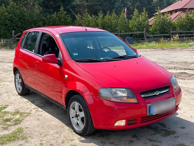 Rot Gebraucht 2006 Chevrolet Kalos Kleinwagen | 950 € (Fairer Preis) - Bild 1/4