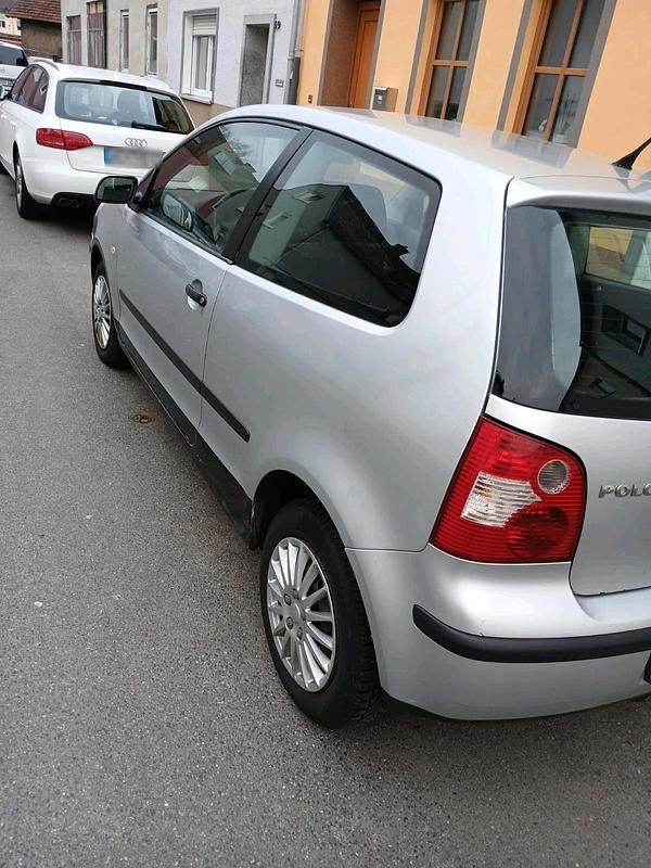 Usata VW Polo 75 CV (55 kW) 2003 Grigio Utilitaria