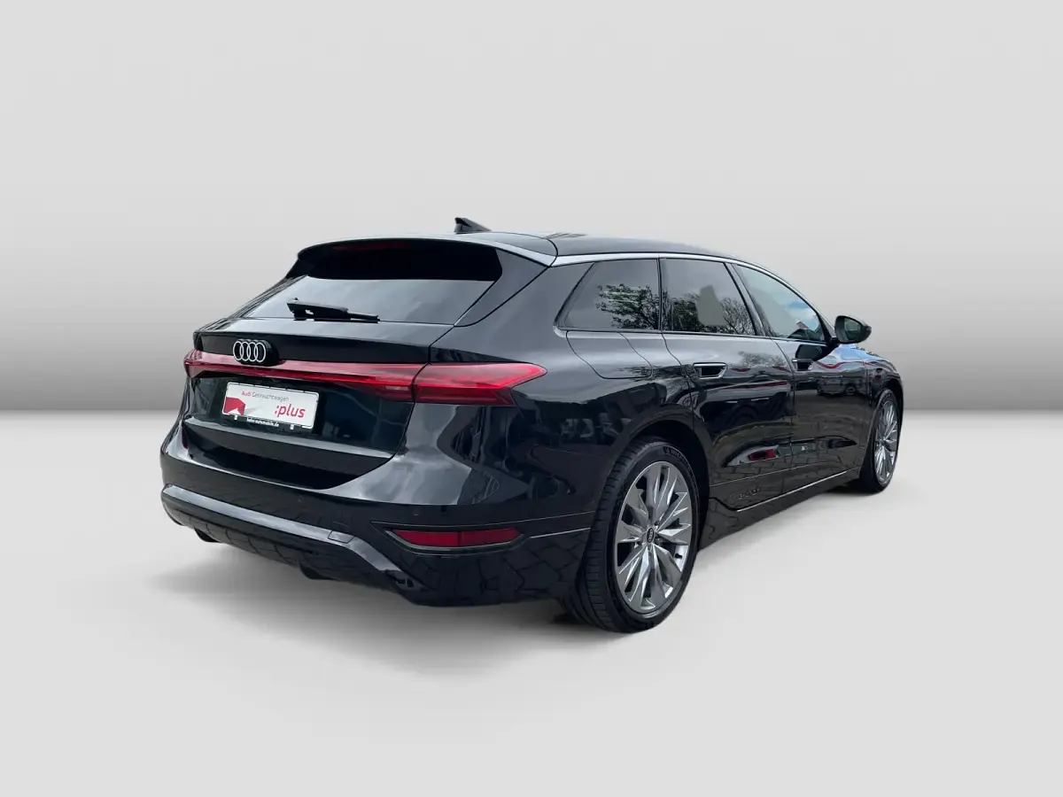 Gebraucht Audi A6 e-tron Sport 210 kW (286 PS) 2025 Mythosschwarz metallic Kombi