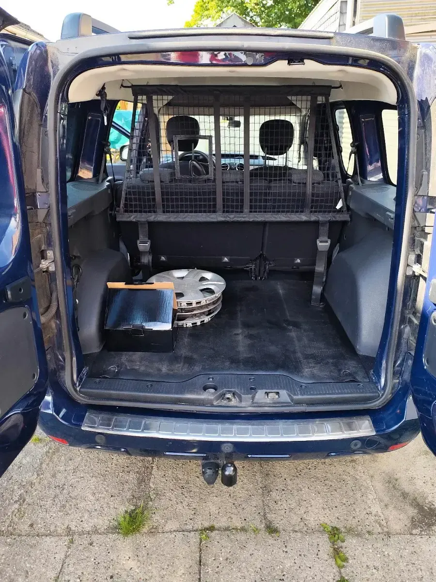 Gebraucht Dacia Dokker Lauréate 115 PS (84 kW) 2016 Blau Van / Kleinbus