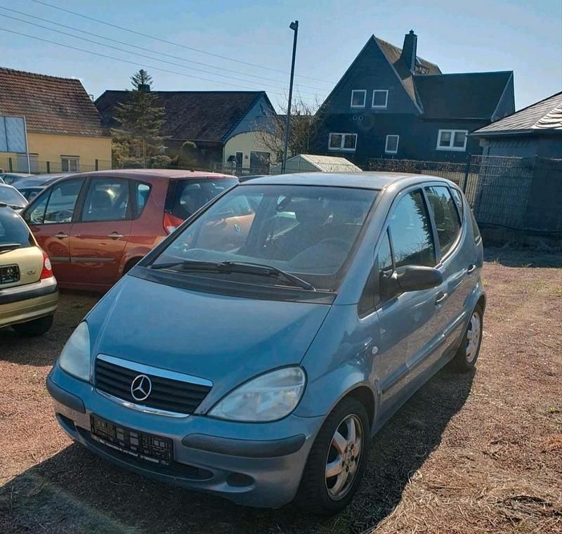 Gebraucht Mercedes A140 Style 82 PS (60 kW) 2002 Blau Limousine