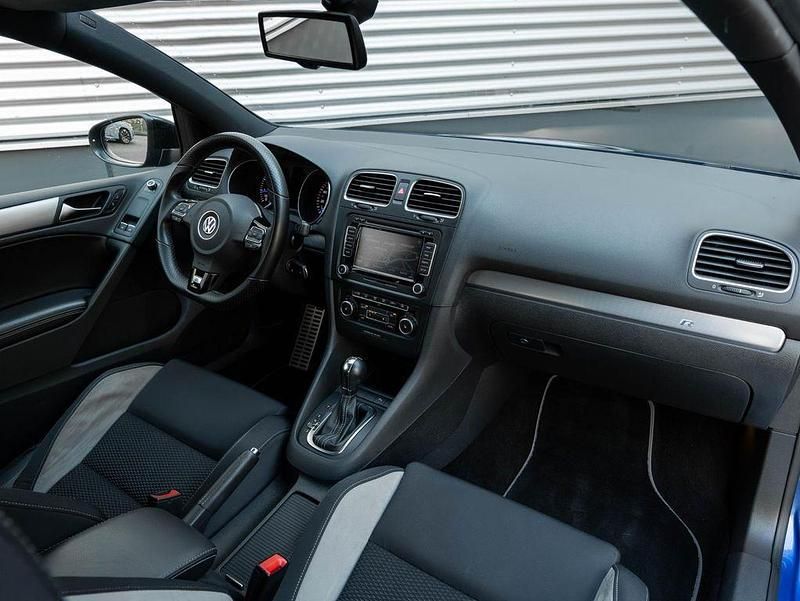 Gebraucht VW Golf VI R 271 PS (199 kW) 2010 Rising blue metallic (4c4c) (b Kleinwagen