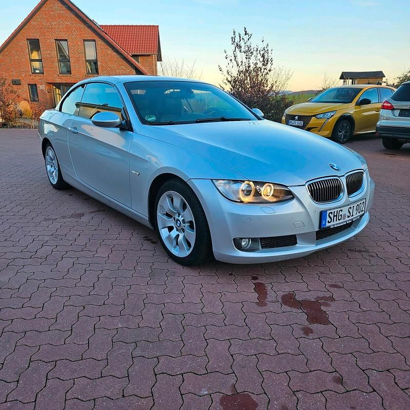 Gebraucht BMW 325 Cabriolet 197 PS (144 kW) 2008 Silber Cabrio