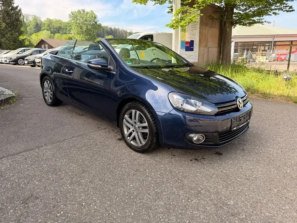 Gebraucht VW Golf 105 PS (77 kW) 2011 Blau Cabrio