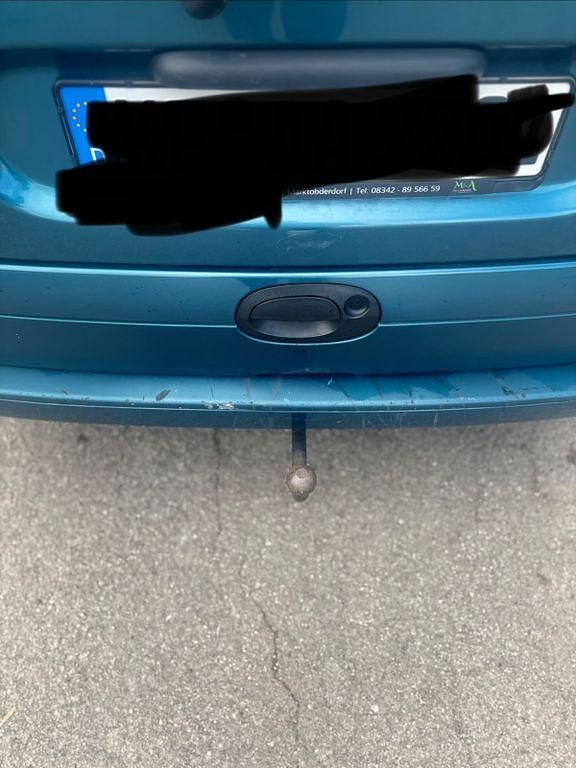 Gebraucht Renault Kangoo Expression 95 PS (69 kW) 2007 Grün Van / Kleinbus