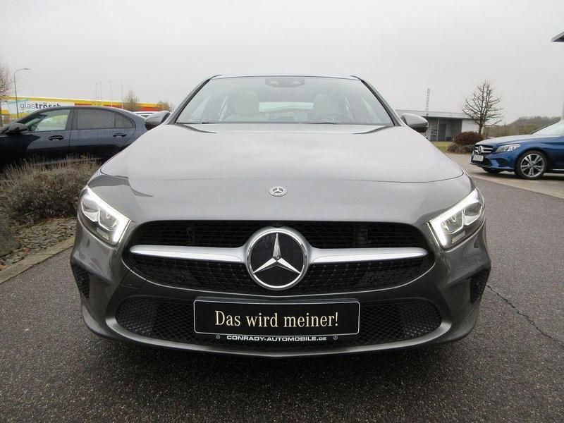 Gebraucht Mercedes A220 Style 190 PS (139 kW) 2019 Grau Limousine