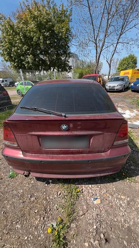 Second-hand BMW 316 116 CP (85 kW) 2003 Roșu Break