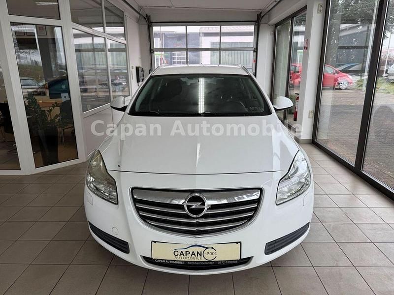 Gebraucht Opel Insignia Edition 160 PS (117 kW) 2010 Weiß Kombi