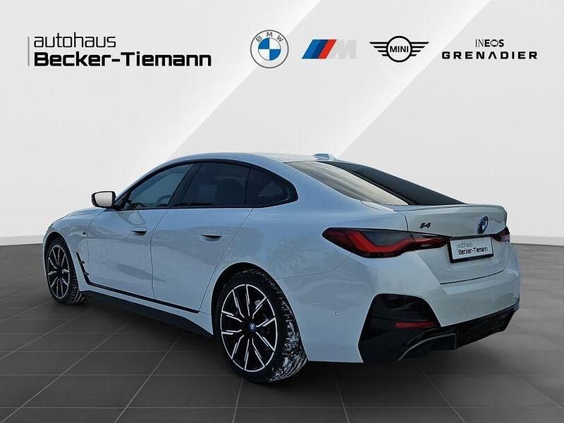 Gebraucht BMW i4 Performance 400 kW (544 PS) 2023 Mineralweiß Limousine