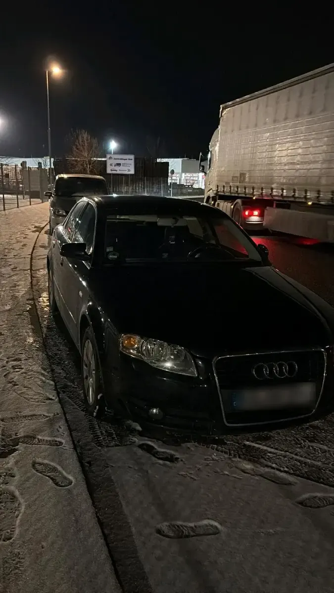 Gebraucht Audi A4 131 PS (96 kW) 2005 Schwarz Limousine