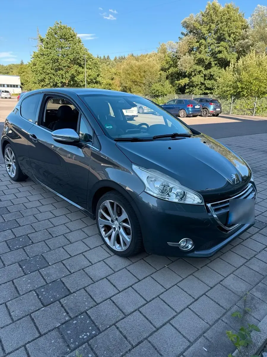 Gebraucht Peugeot 208 Allure 156 PS (114 kW) 2012 Grau Kleinwagen