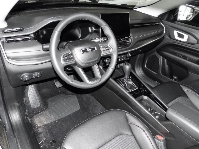 Gebraucht Jeep Compass Limited 131 PS (96 kW) 2023 Grigio moda (graphite grey metallic) (gr (metallic) SUV