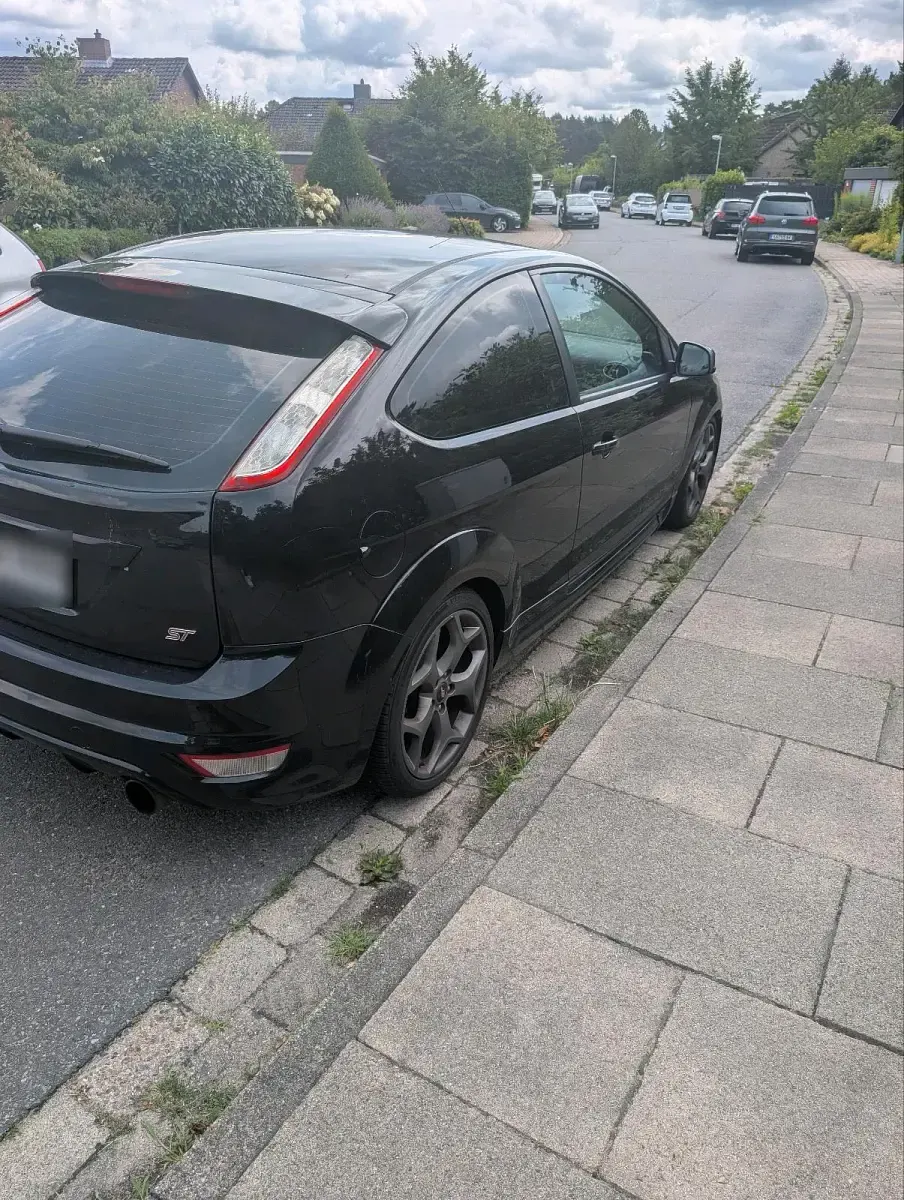 Gebraucht Ford Focus ST 224 PS (164 kW) 2008 Schwarz Coupé