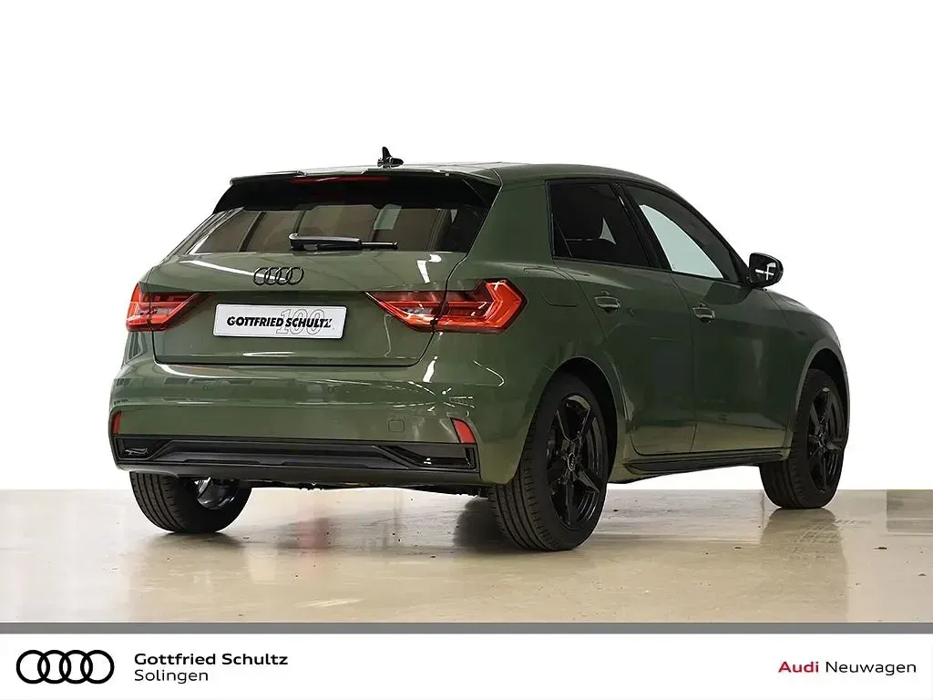 Neu Audi A1 Sportback Advanced Plus 116 PS (85 kW) 2026 Gruen Kleinwagen