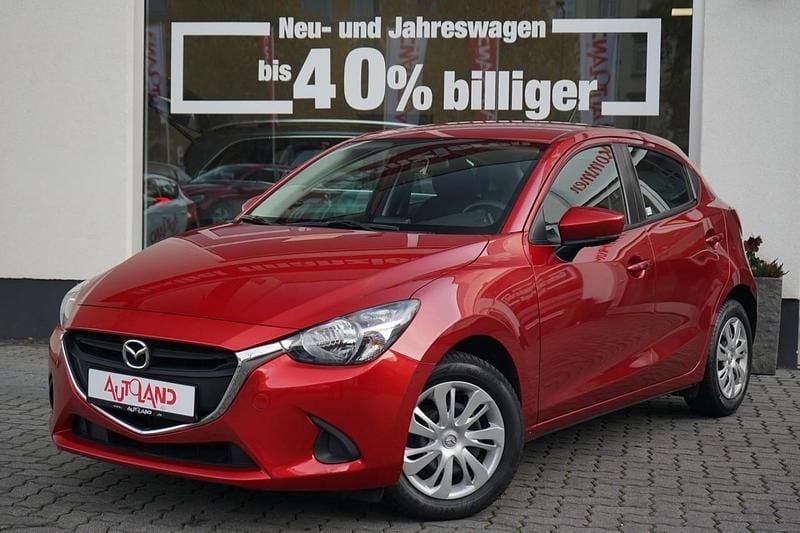 Rot Gebraucht 2018 Mazda 2 Center-Line | 10.990 € (Guter Preis) - Bild 1/4