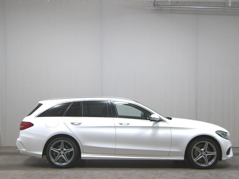 Polarweiss Gebraucht 2016 Mercedes C250 AMG line Kombi | 17.490 € (Superpreis) - Bild 1/4