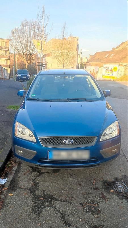 Blau Gebraucht 2008 Ford Focus Kombi | 1.850 € (Guter Preis) - Bild 1/4
