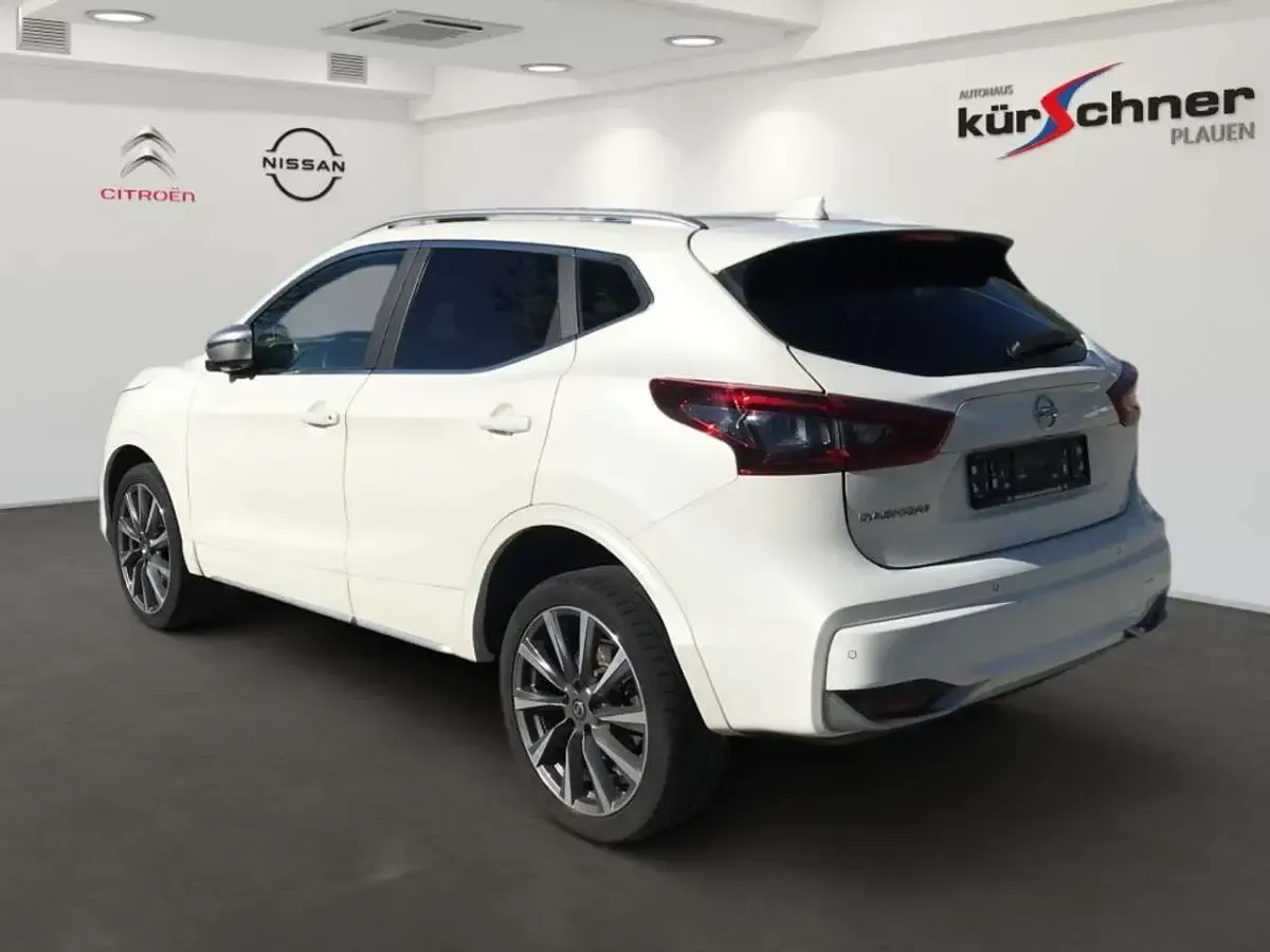 Gebraucht Nissan Qashqai Tekna+ 150 PS (110 kW) 2021 Pearl white SUV