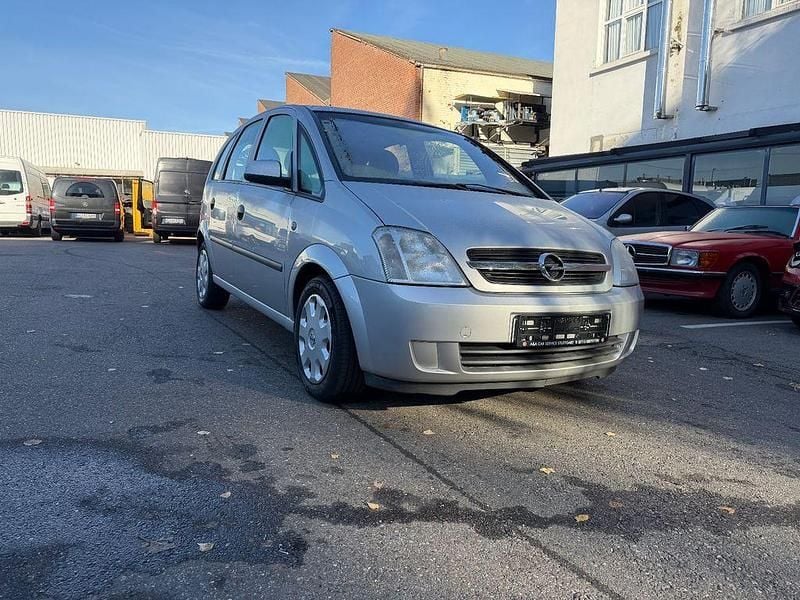 Silber Gebraucht 2003 Opel Meriva Van / Kleinbus | 3.250 € (Etwas zu teuer) - Bild 1/4