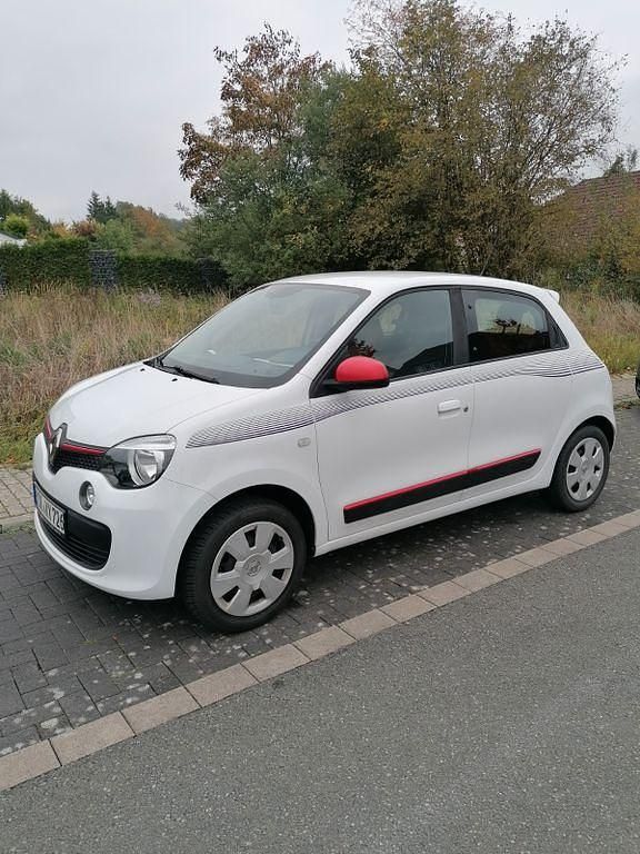 Weiß Gebraucht 2017 Renault Twingo LIMITED Kleinwagen | 4.100 € (Guter Preis) - Bild 1/4