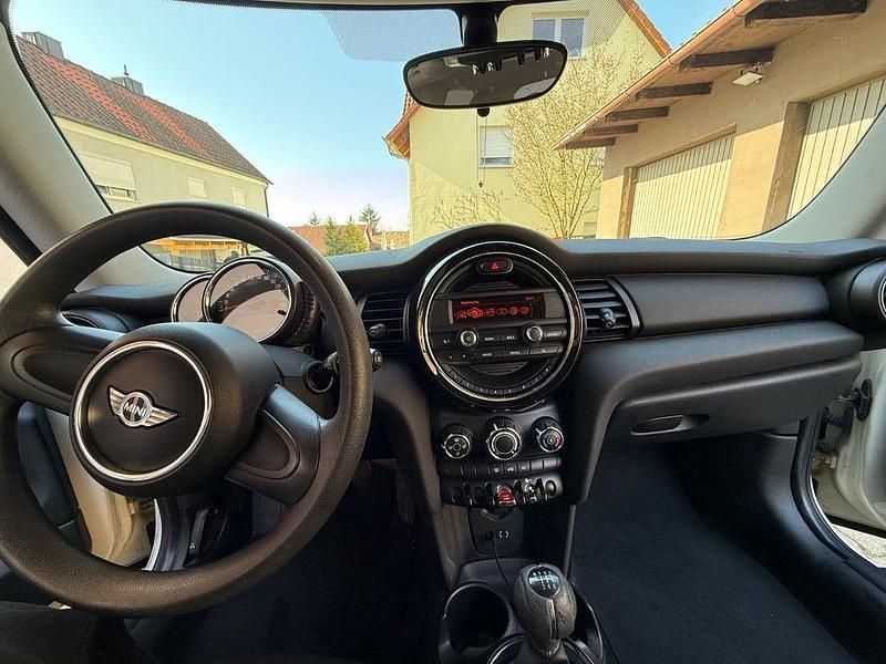 Gebraucht Mini ONE 75 PS (55 kW) 2015 Weiß Kleinwagen