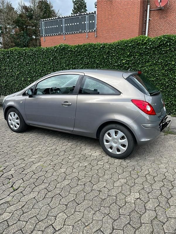 Gebraucht Opel Corsa 86 PS (63 kW) 2012 Grau Kleinwagen