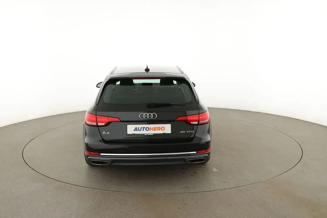 Gebraucht Audi A4 Sport 245 PS (180 kW) 2019 Schwarz Kombi