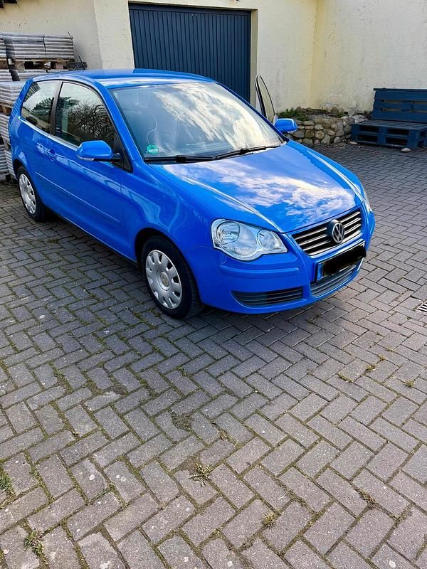 Gebraucht VW Polo 64 PS (47 kW) 2006 Blau Kleinwagen