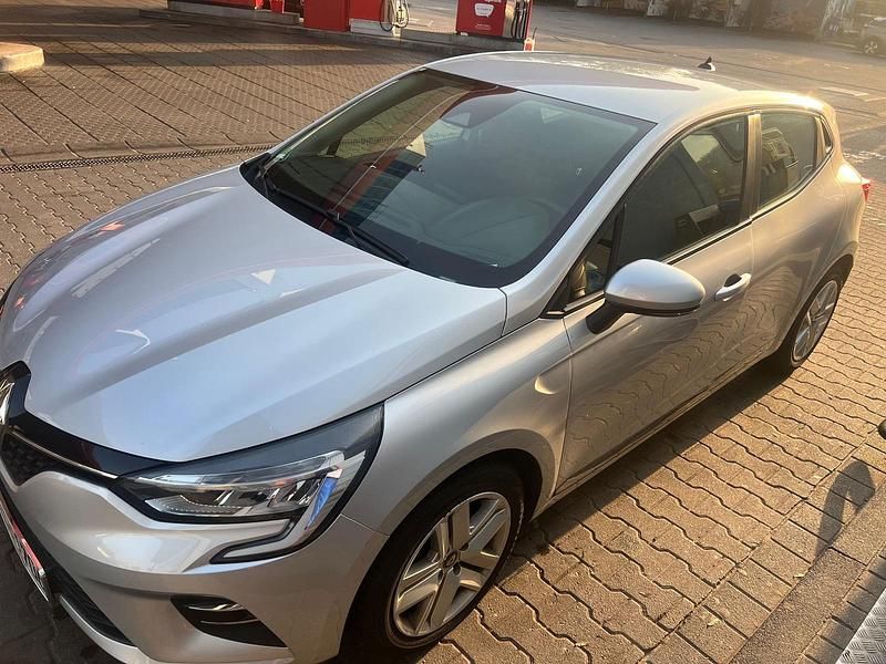 Silber Gebraucht 2020 Renault Clio V Experience Kleinwagen | 11.000 € (Guter Preis) - Bild 1/4