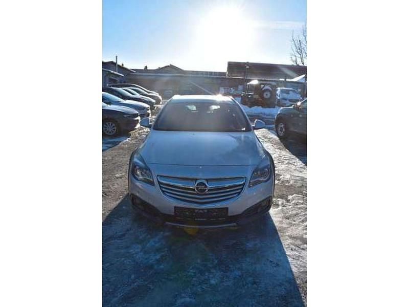 Gebraucht Opel Insignia 163 PS (119 kW) 2013 Argonsilber (metallic) Kombi