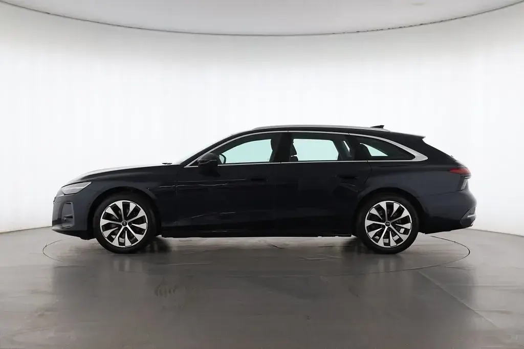 Gebraucht Audi A6 Ambiente 204 PS (150 kW) 2025 Firmamentblau Kombi