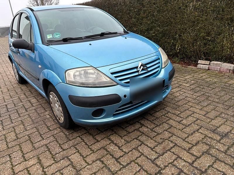 Blau Gebraucht 2004 Citroën C3 Kleinwagen | 600 € (Superpreis) - Bild 1/4