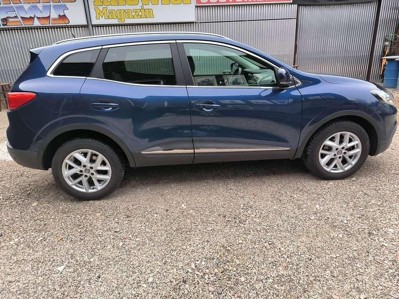 Gebraucht Renault Kadjar Experience 131 PS (96 kW) 2015 Schwarz SUV