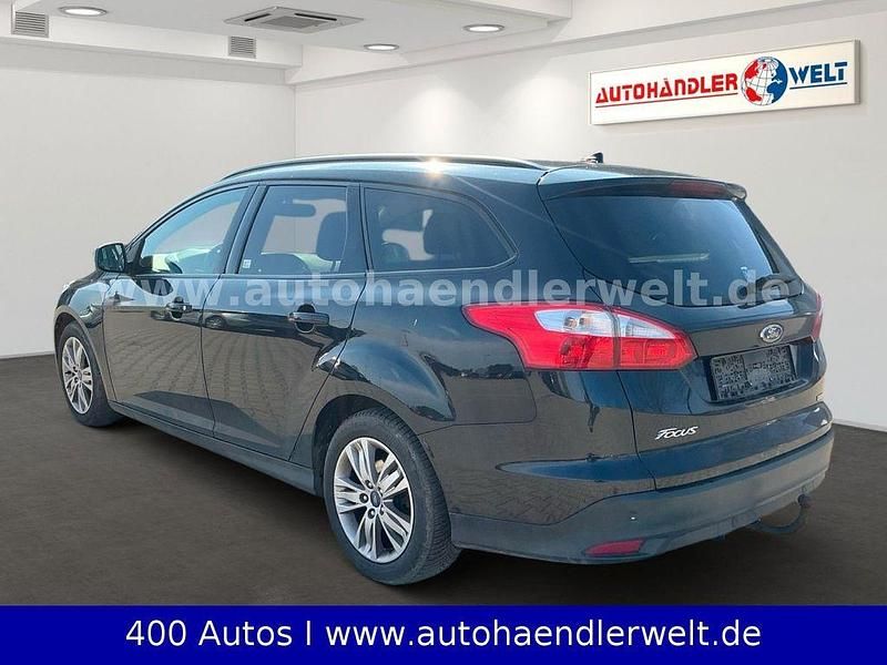 Gebraucht Ford Focus 125 PS (91 kW) 2014 Schwarz Limousine