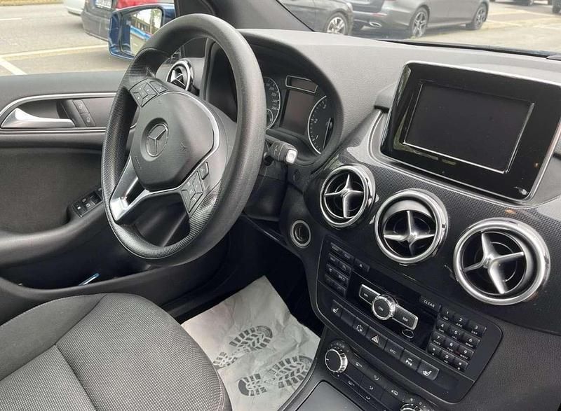 Gebraucht Mercedes B200 136 PS (100 kW) 2012 Van / Kleinbus