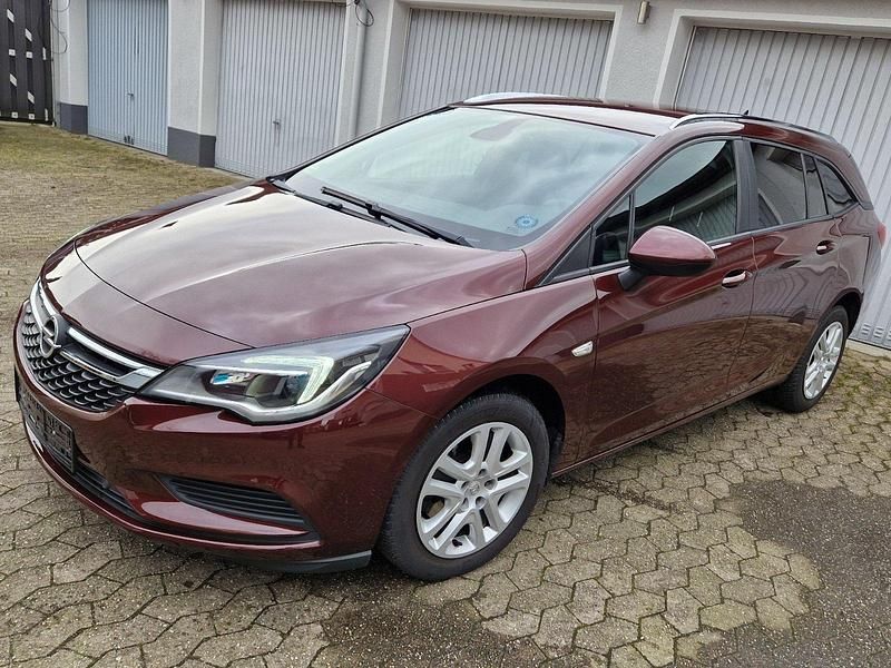 Gebraucht Opel Astra 136 PS (100 kW) 2018 Andere farben Kombi