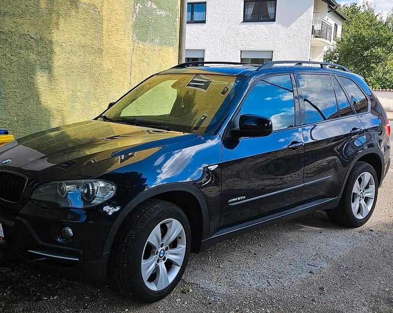 Blau Gebraucht 2010 BMW X5 SUV | 14.999 € (Fairer Preis) - Bild 1/4