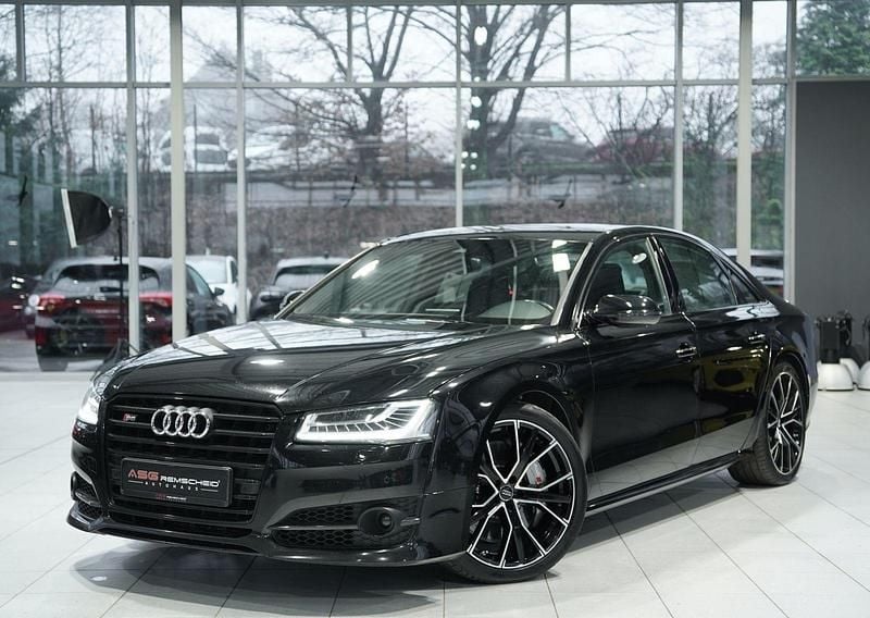 Gebraucht Audi S8 plus Sport 606 PS (445 kW) 2017 Brillantschwarz Limousine