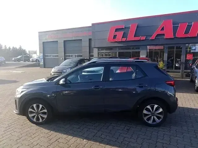 Gebraucht Kia Stonic Vision 101 PS (74 kW) 2022 Grau SUV