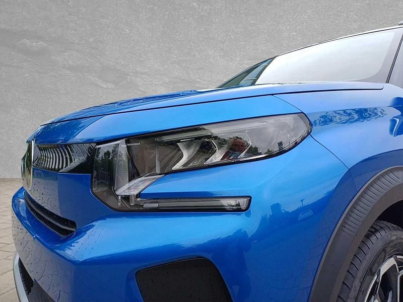 Neu Citroën C3 101 PS (74 kW) 2025 Blau (brightblau metallic) Kleinwagen