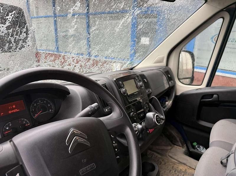 Gebraucht Citroën Jumper 140 PS (102 kW) 2020 Blau Van / Kleinbus