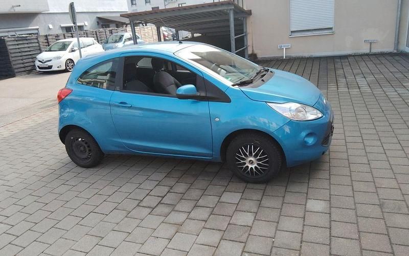 Gebraucht Ford Ka Trend 70 PS (51 kW) 2009 Blau Kleinwagen