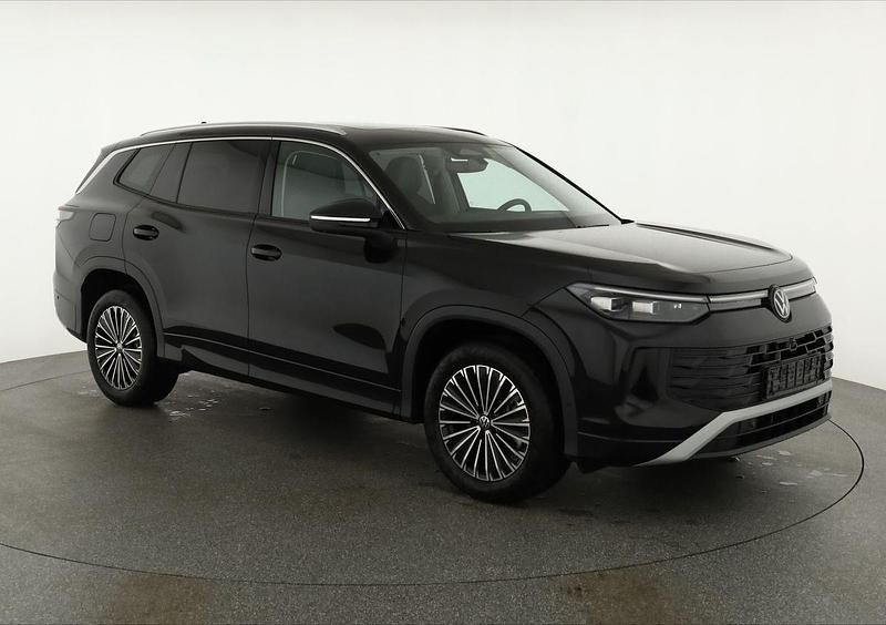 Gebraucht VW Tayron Life 204 PS (150 kW) 2025 Grenadill schwarz metallic SUV