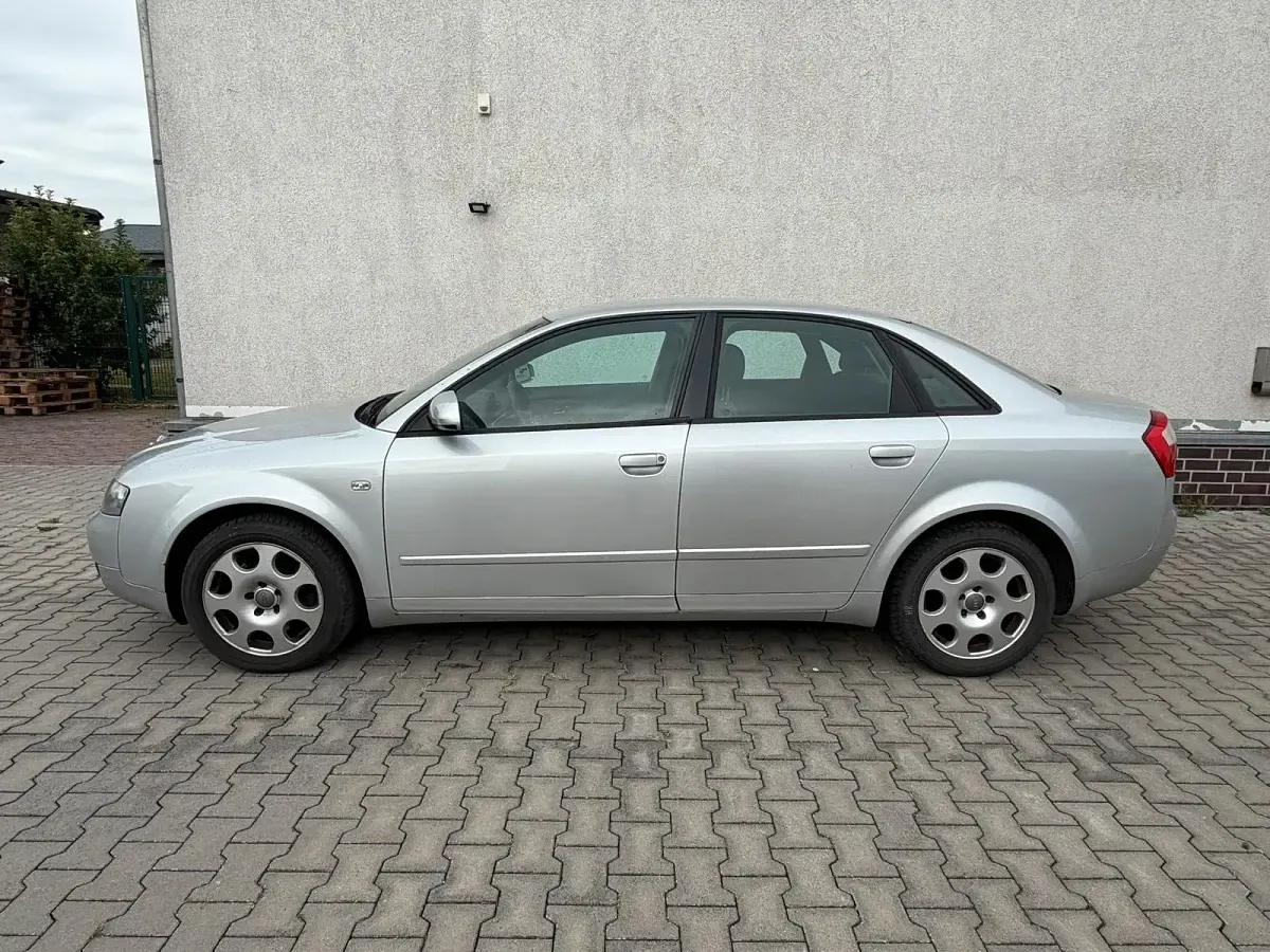 Gebraucht Audi A4 2004 Grau Limousine