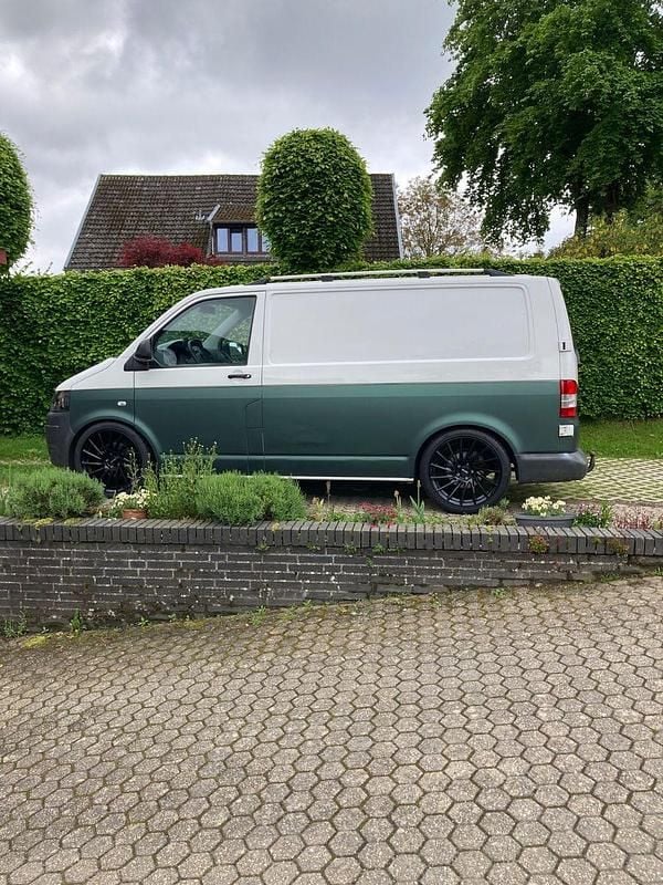 Weiß Gebraucht 2011 VW Transporter Van | 7.900 € (Superpreis) - Bild 1/4