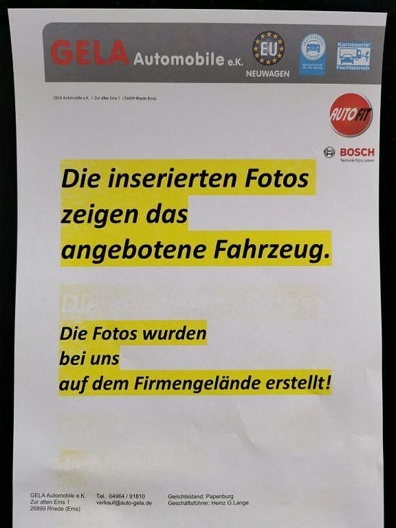 Gebraucht Hyundai i10 Style 69 PS (50 kW) 2011 Silber Kleinwagen