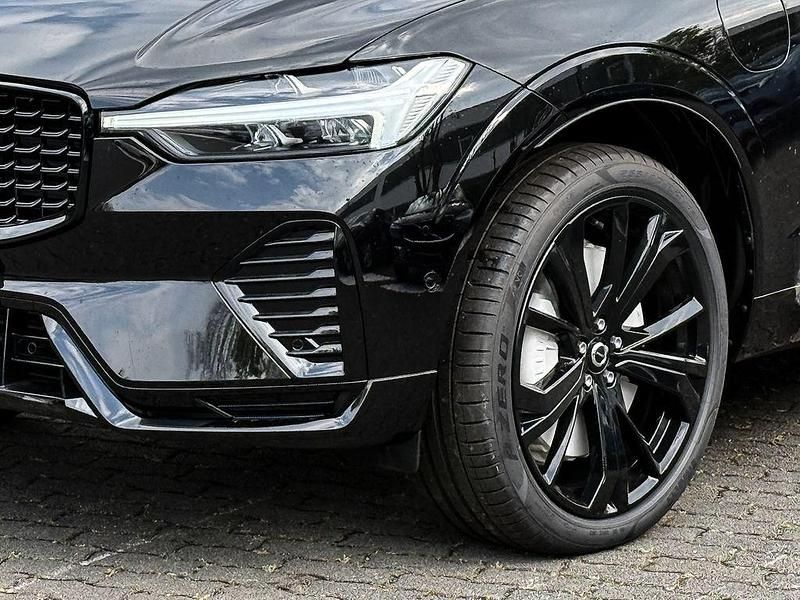Gebraucht Volvo XC60 Plus 349 PS (256 kW) 2024 Onyx black / metallic SUV