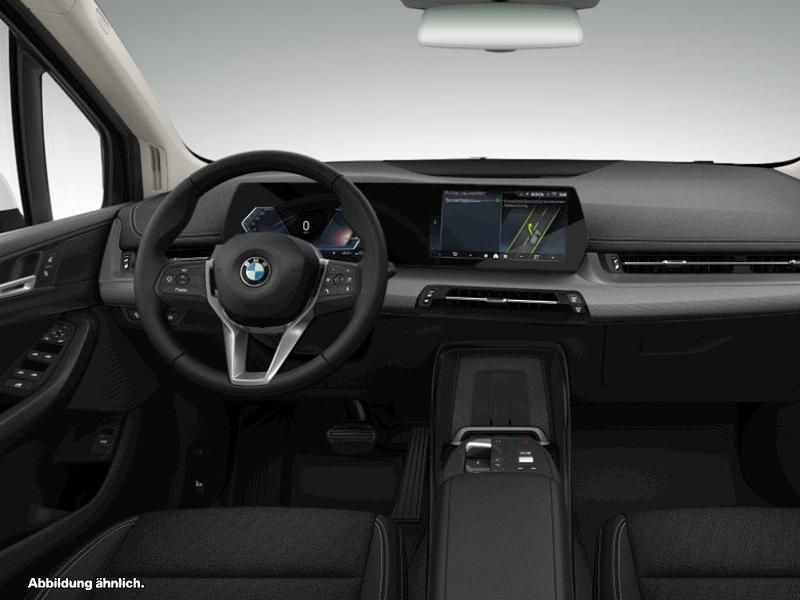 Weiß Gebraucht 2024 BMW 216 Active Tourer Van / Kleinbus | 28.885 € (Etwas zu teuer) - Bild 1/1