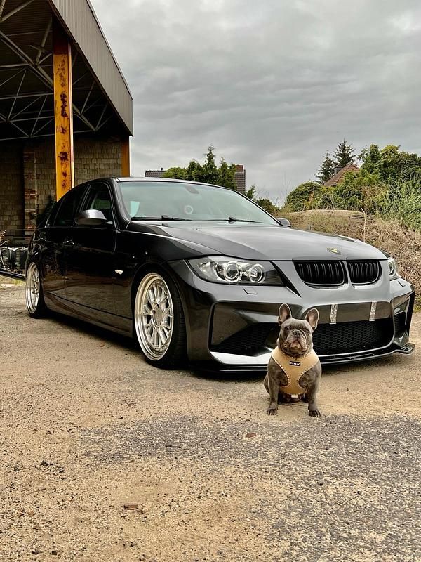 Gebraucht BMW 320 150 PS (110 kW) 2005 Grau Limousine