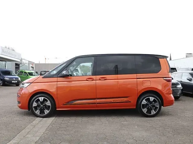 Ny VW Multivan Edition 150 HK (110 kW) 2026 Orange MPV